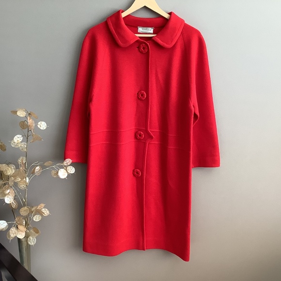 Vintage Jackets & Blazers - 😍🤩Host Pick! Gorgeous Red Vintage  Wool Jacket/ Coat